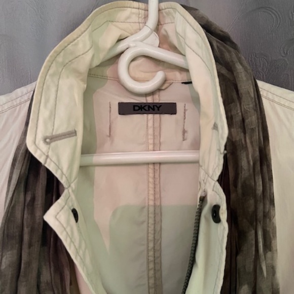 DKNY Tan spring/summer jacket - Picture 2 of 5